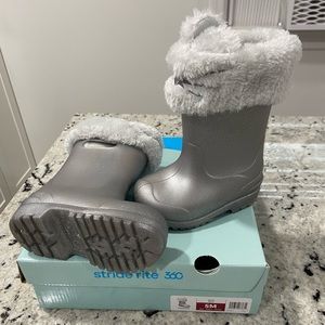 Stride Rite 360 Rainboots